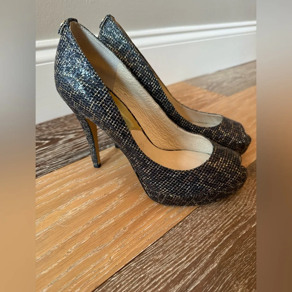 Michael Kors Erika Leopard Print Glitter Platform Peep Toe Pumps Size 7 - Picture 2 of 12